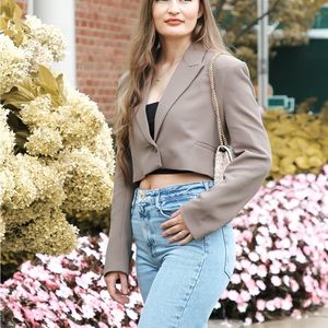 Cropped Blazer